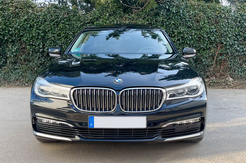 BMW- Driva Chauffeur Service